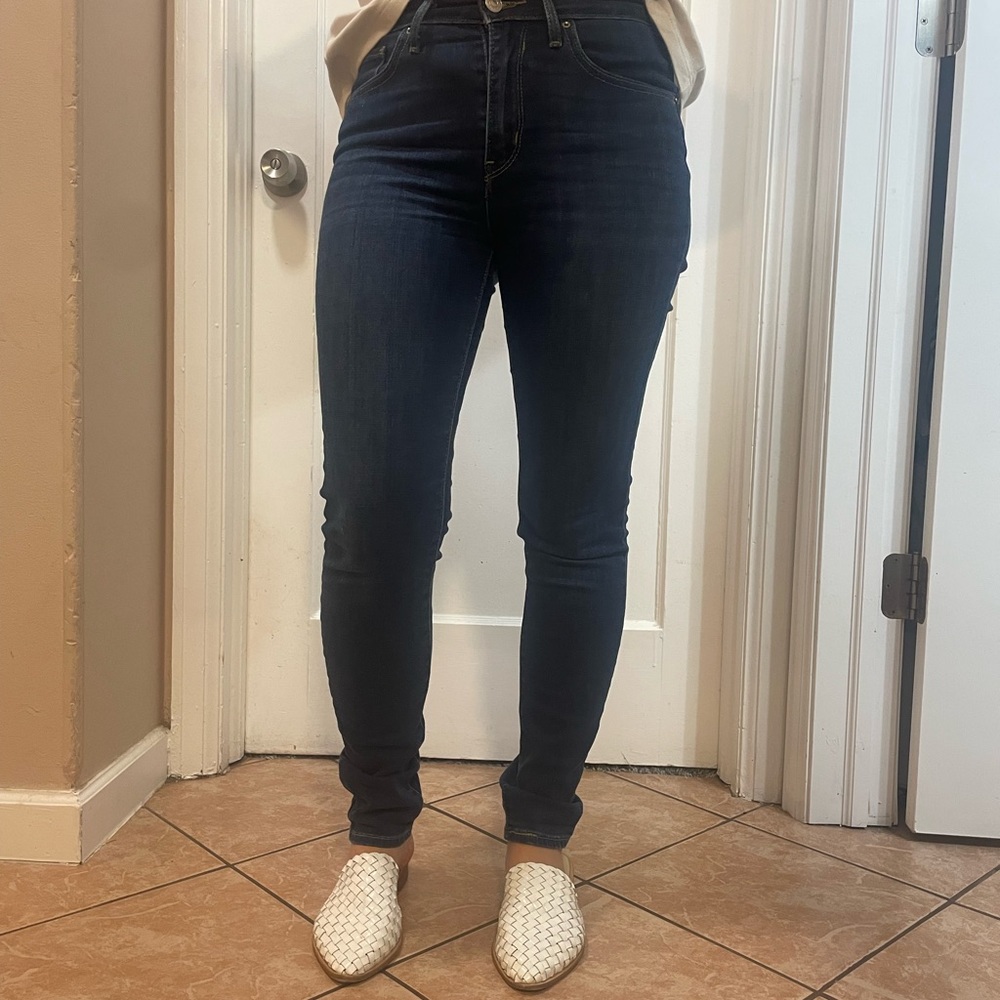 721 high rise skinny Levi jeans size 28 W
